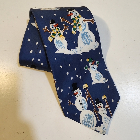 Save The Children Snow Men's Christmas Silk Tie - Picture 1 of 8